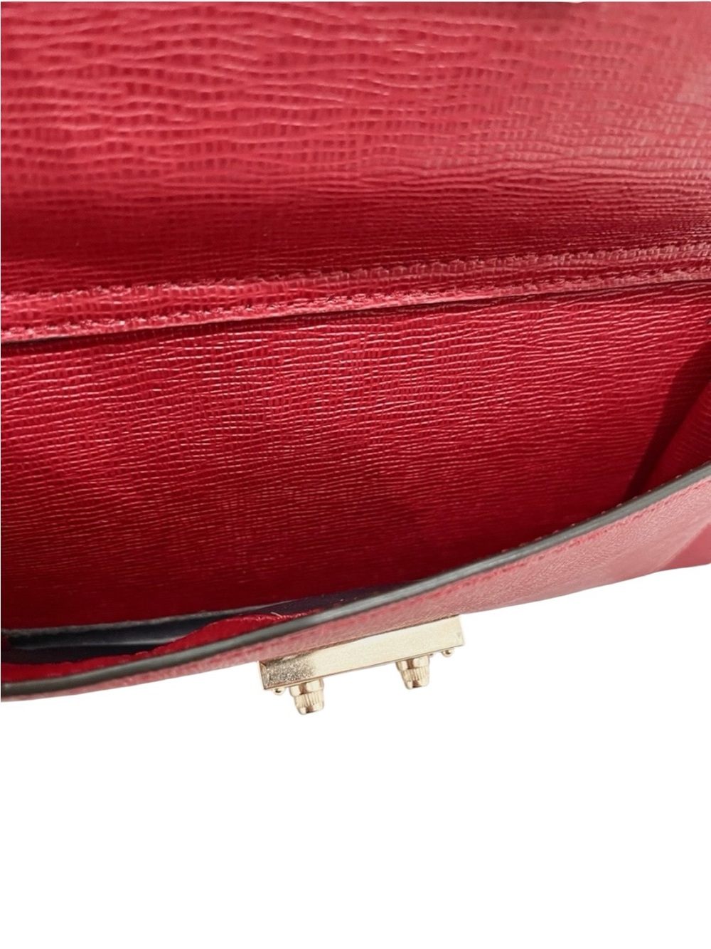 Henri Bendel Waldorf “THE WEAPON” Red Textured Leather Chain Tote Bag NWOT - Picture 10 of 15